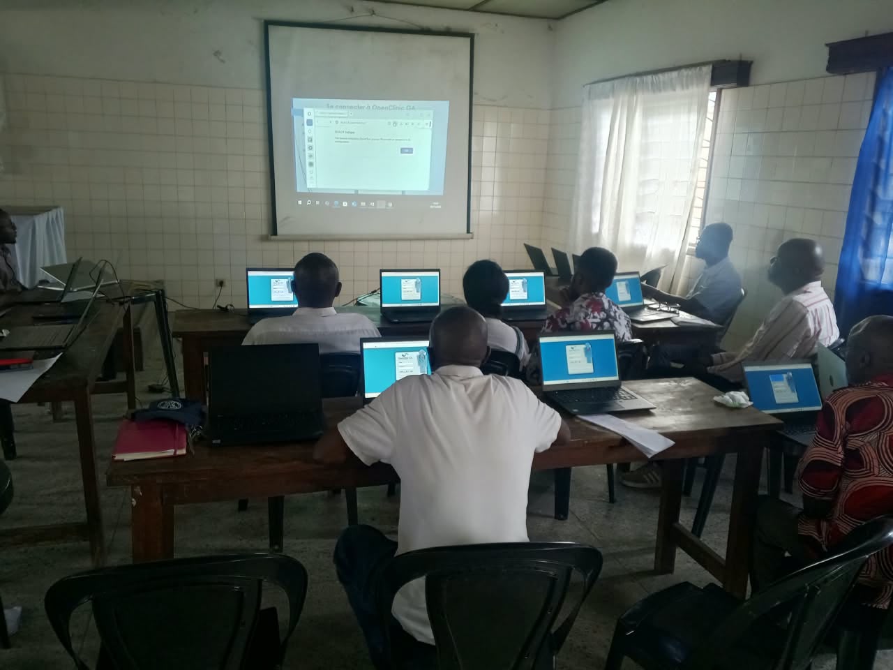 Accompagnement des médecins sur OpenClinic GA à l'hopital Bondeko